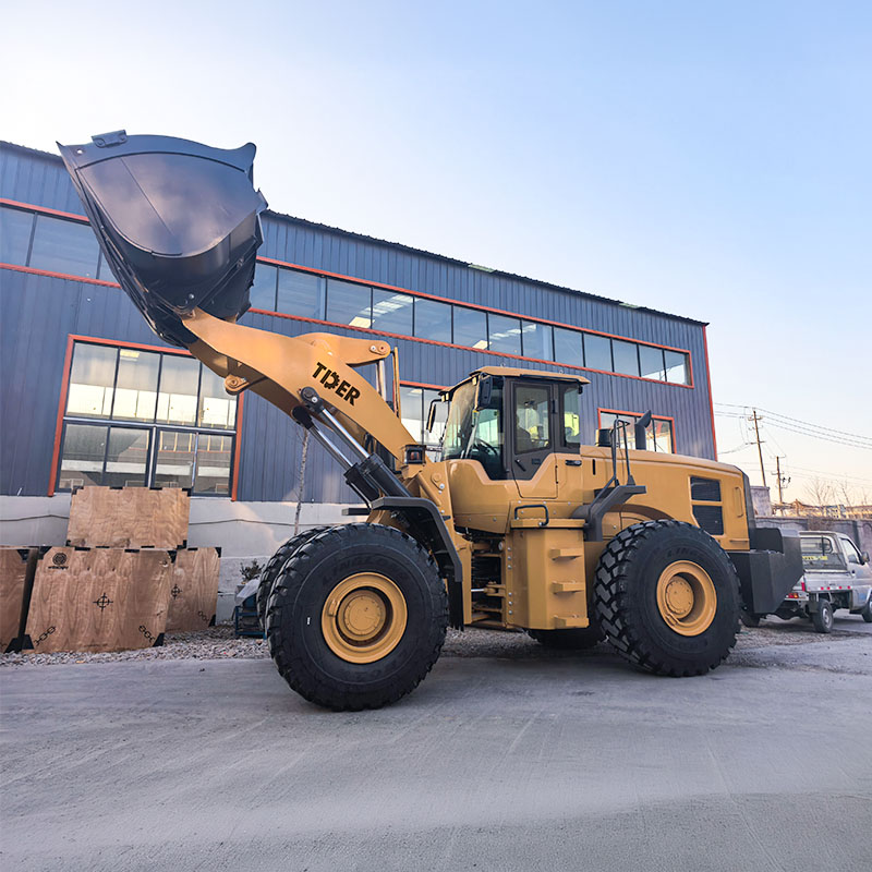 10-тонный колесный погрузчик с двигателем Cummins и трансмиссией ZF.
