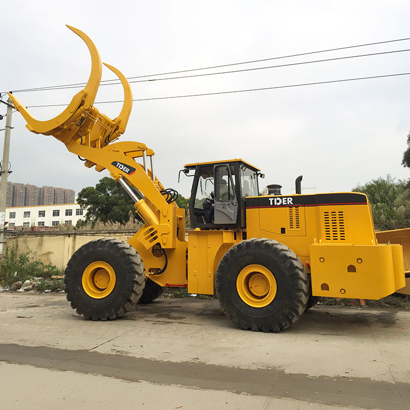 25-тонный фронтальный лесопогрузчик с технологией Caterpillar